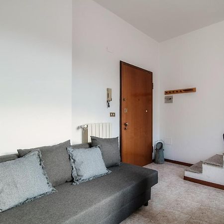 Apartment Piazza Roma By Quokka 360 - Historic Flat In The Centre Of Como Buitenkant foto