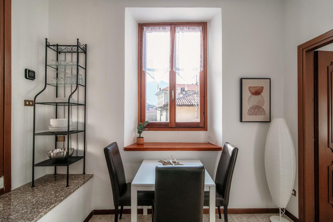 Apartment Piazza Roma By Quokka 360 - Historic Flat In The Centre Of Como Buitenkant foto