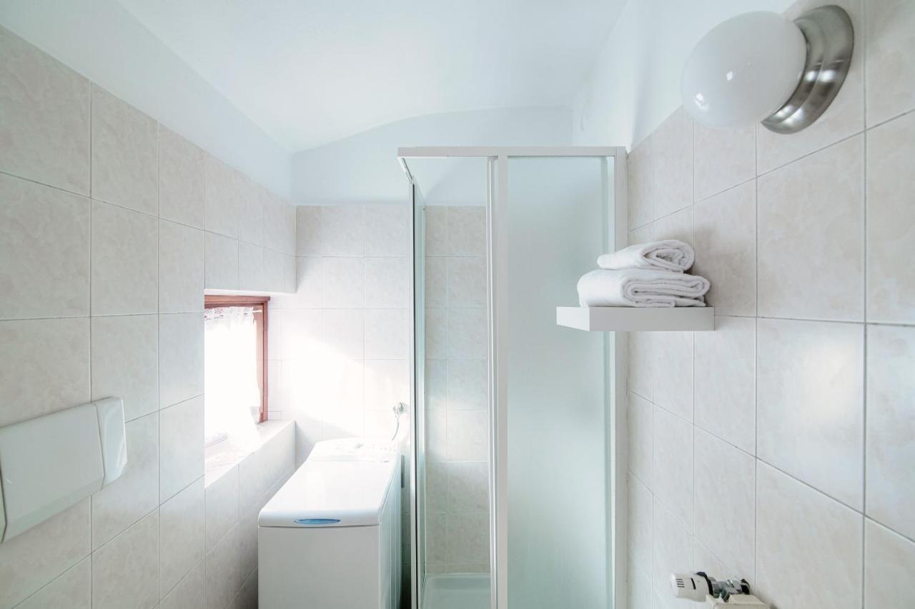 Apartment Piazza Roma By Quokka 360 - Historic Flat In The Centre Of Como Buitenkant foto