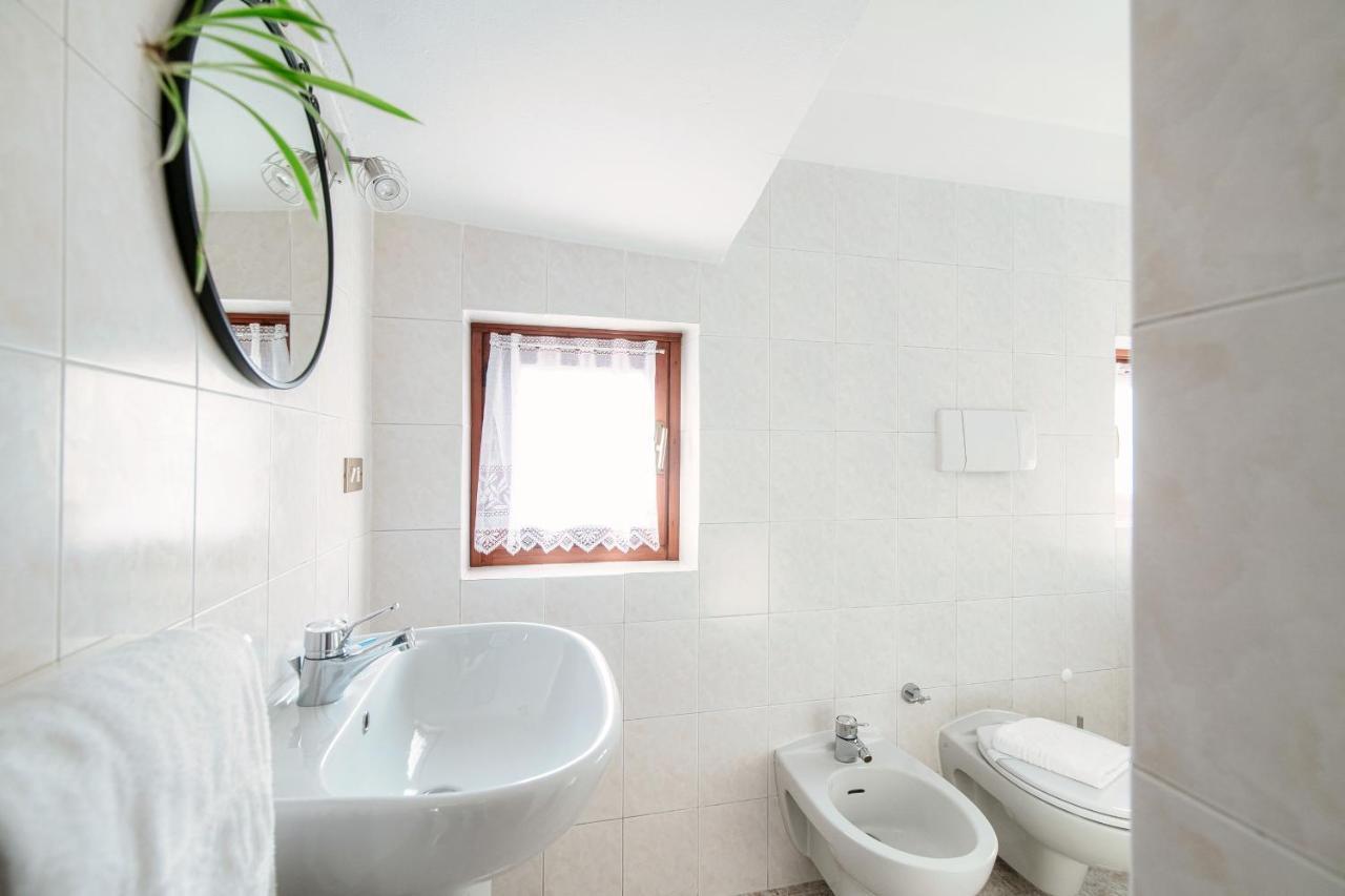Apartment Piazza Roma By Quokka 360 - Historic Flat In The Centre Of Como Buitenkant foto